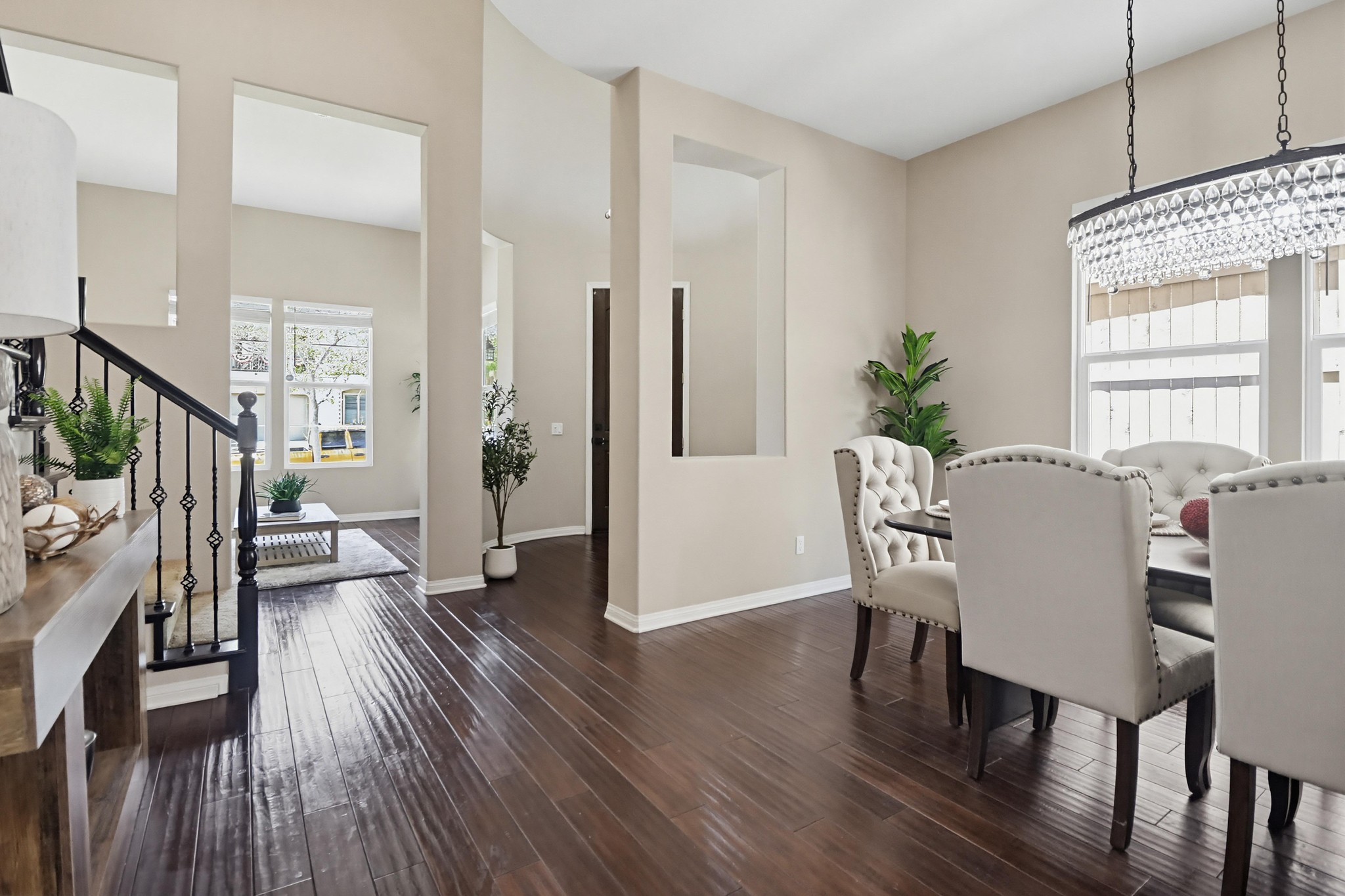 Virtual tour photo 13 of 79 for 1733 Thompson Ave