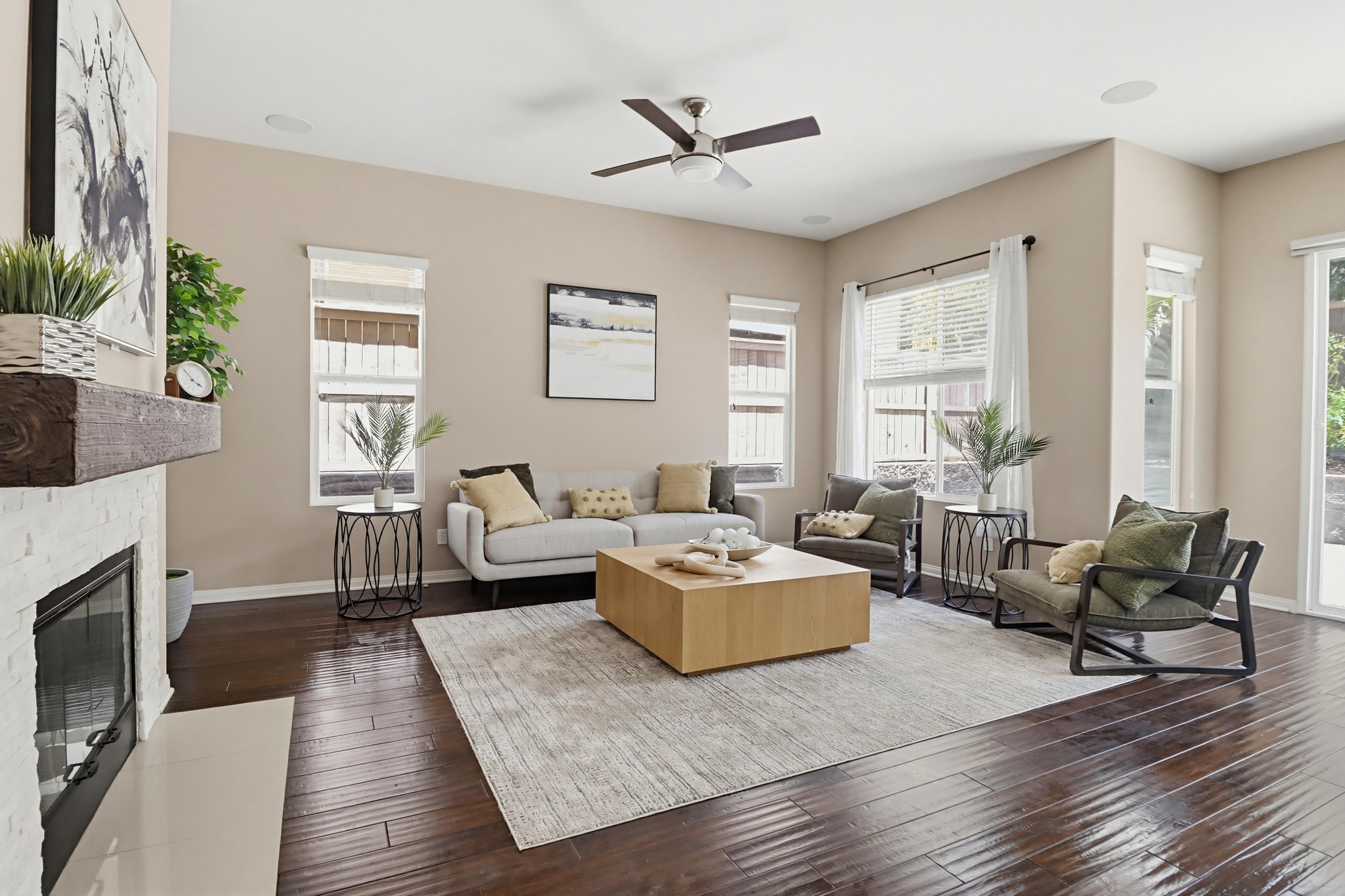 Virtual tour photo 16 of 79 for 1733 Thompson Ave