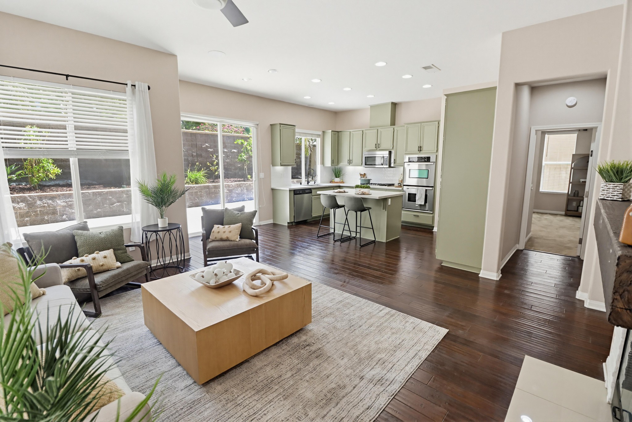 Virtual tour photo 18 of 79 for 1733 Thompson Ave