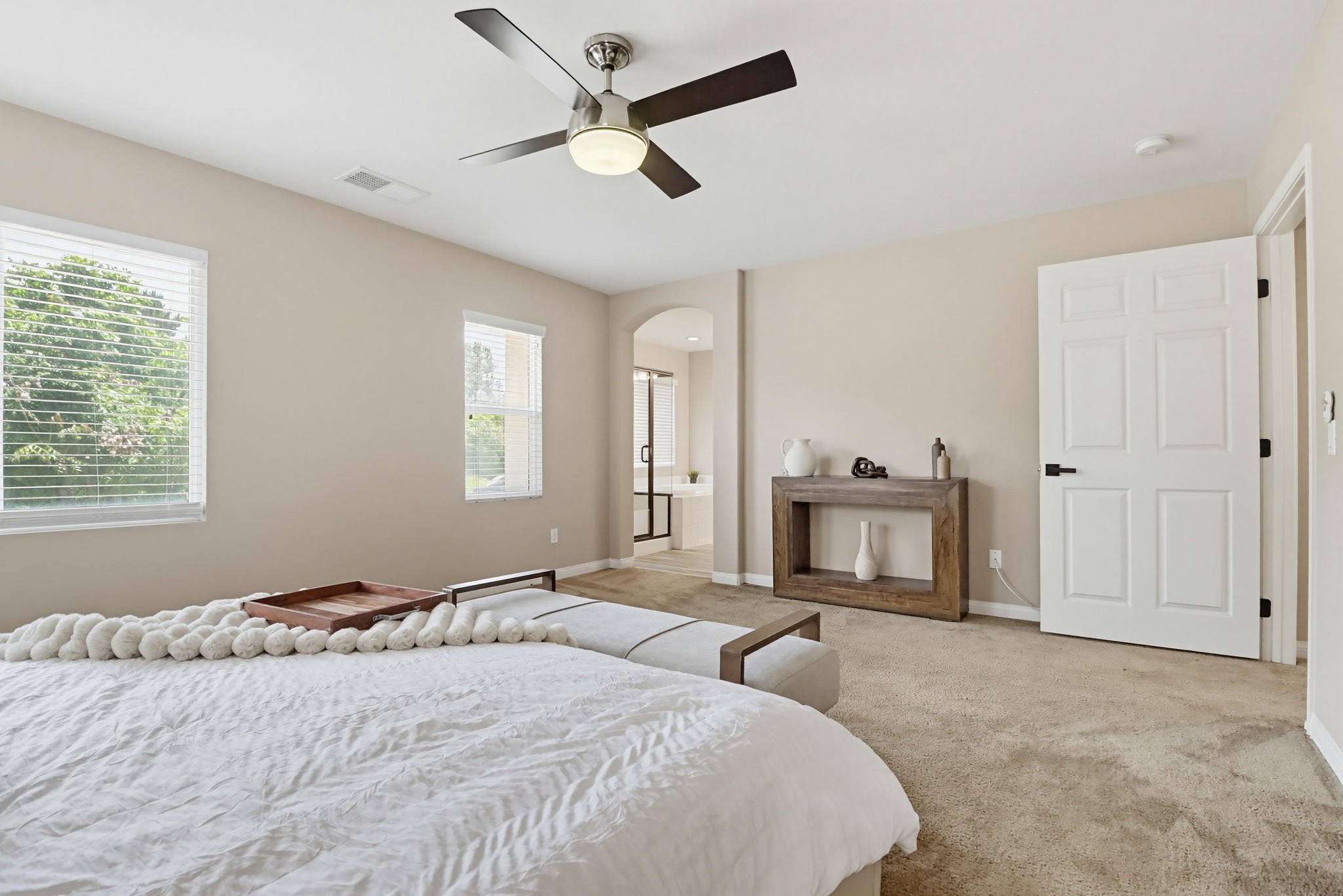 Virtual tour photo 36 of 79 for 1733 Thompson Ave