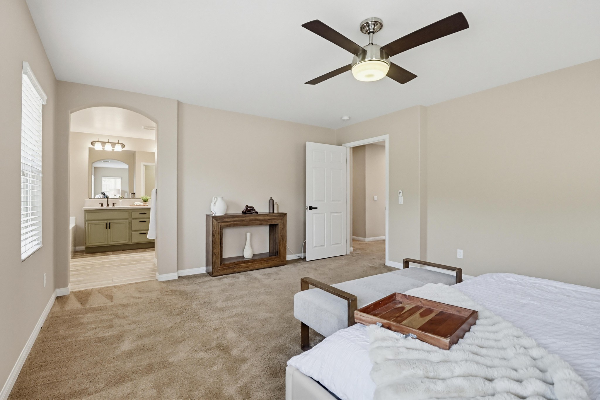Virtual tour photo 37 of 79 for 1733 Thompson Ave