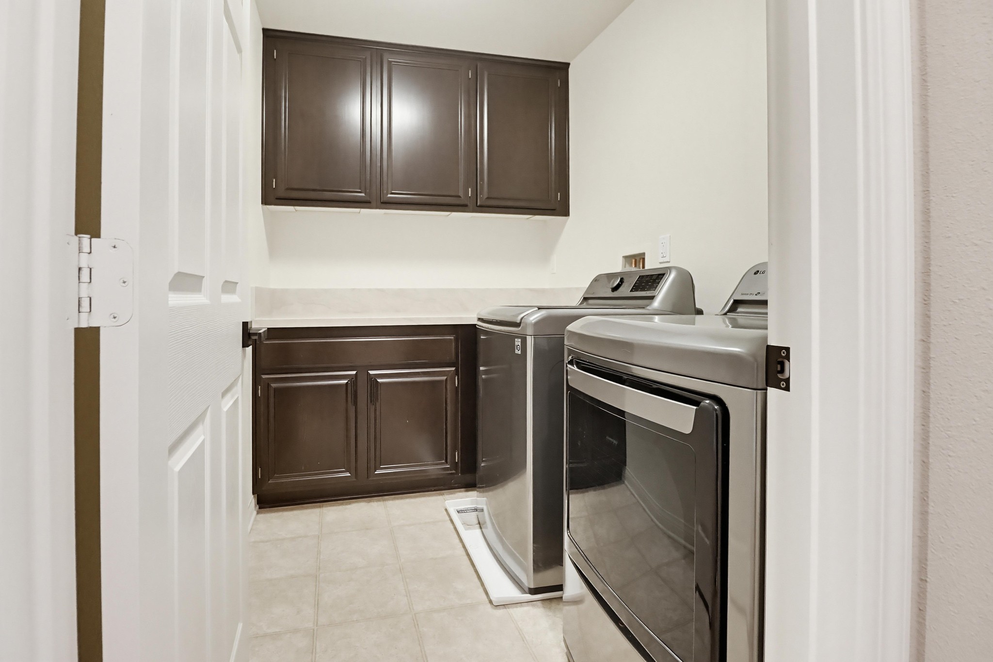 Virtual tour photo 45 of 79 for 1733 Thompson Ave