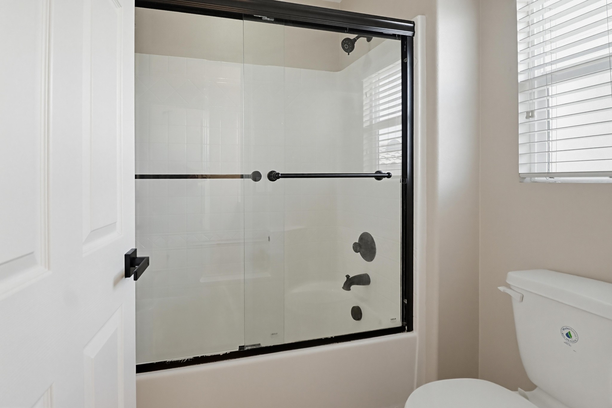 Virtual tour photo 49 of 79 for 1733 Thompson Ave