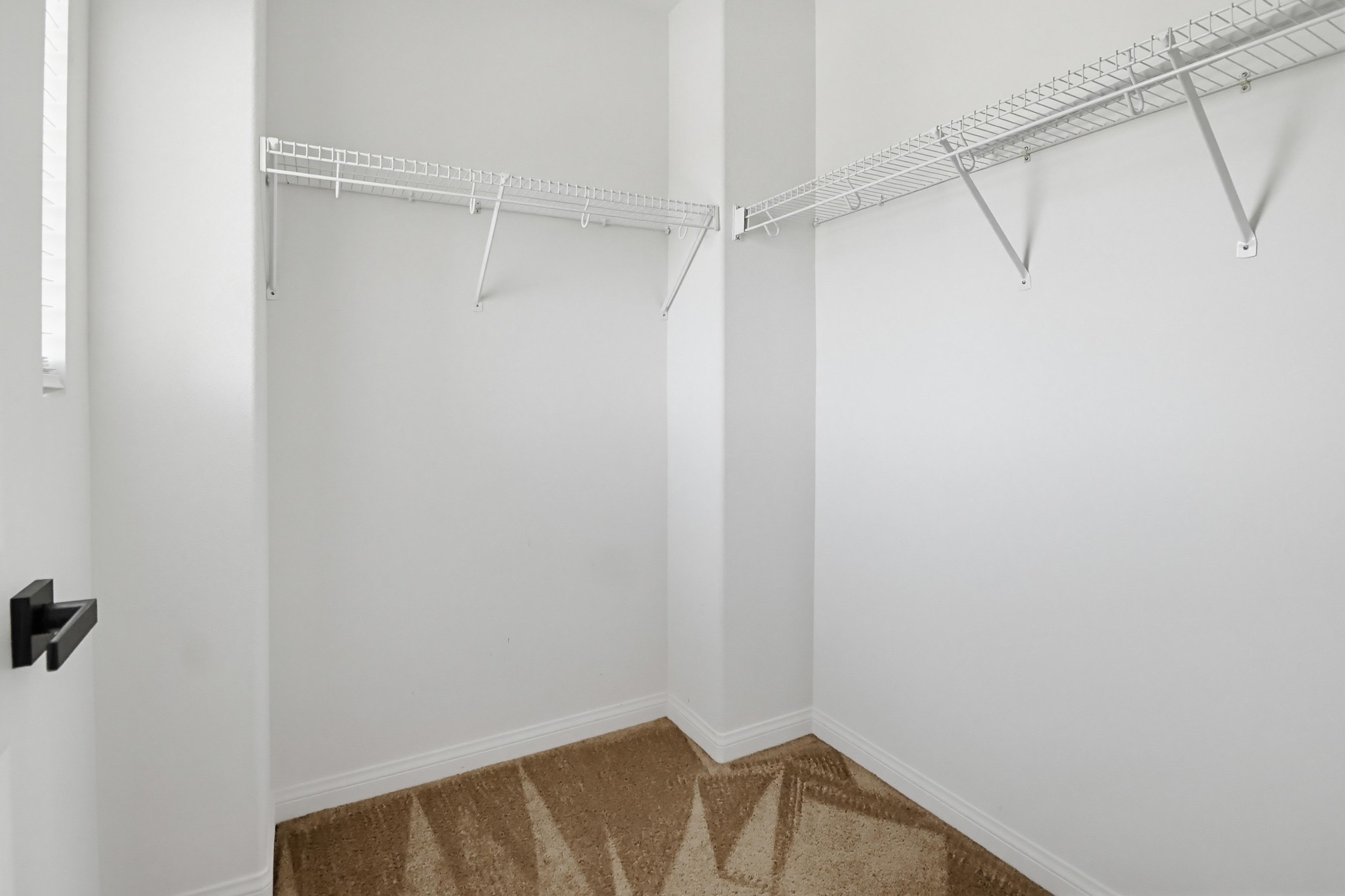 Virtual tour photo 58 of 79 for 1733 Thompson Ave
