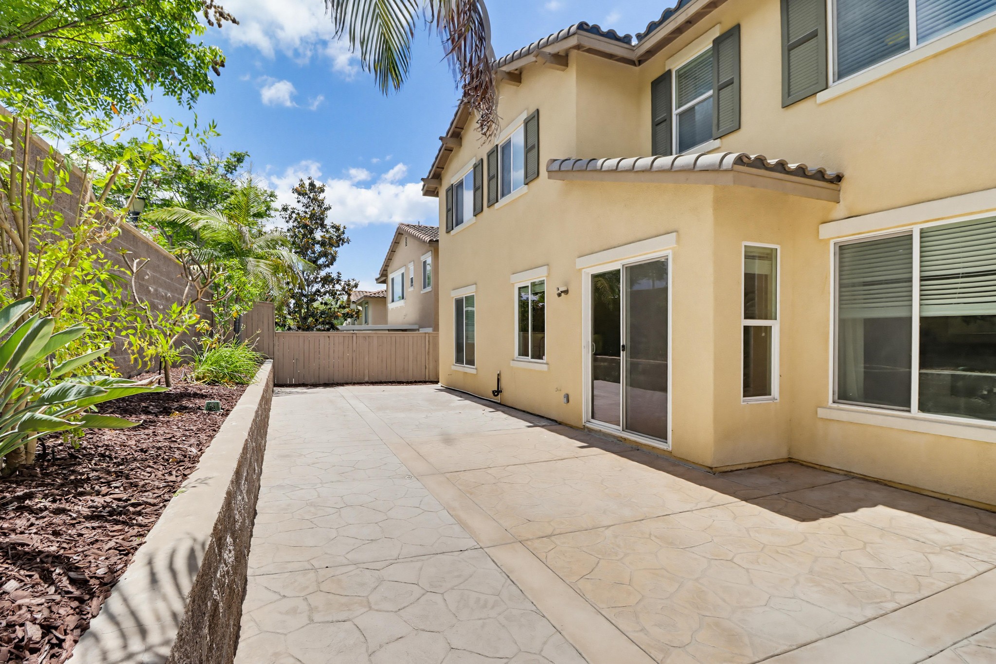 Virtual tour photo 61 of 79 for 1733 Thompson Ave