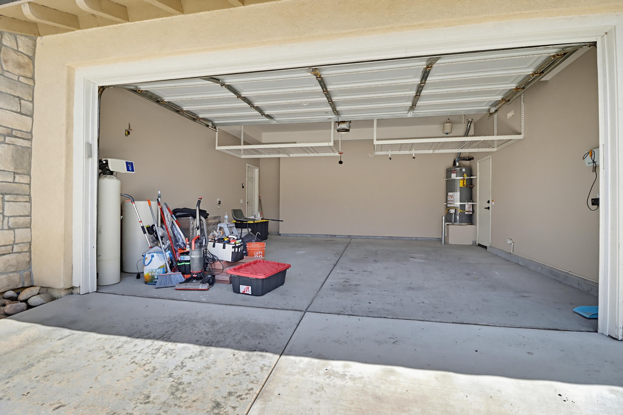 Virtual tour photo 78 of 79 for 1733 Thompson Ave
