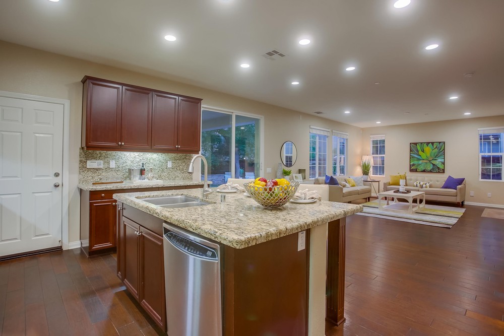 Virtual tour photo 33 of 94 for 17334 4S Ranch Pkwy