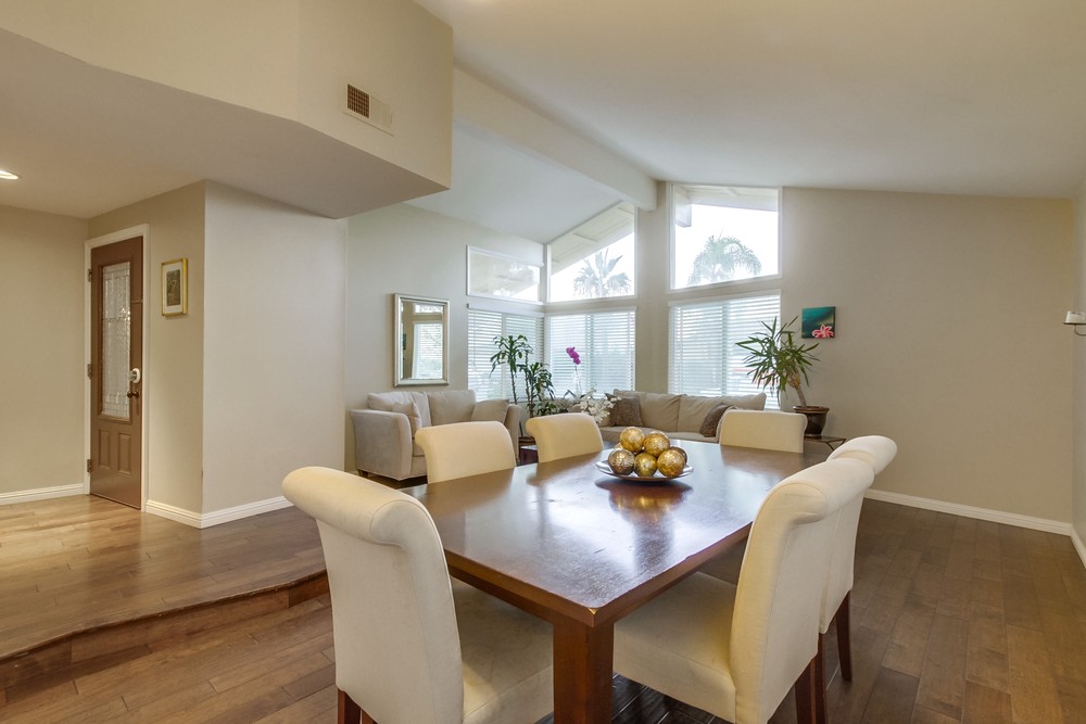 Virtual tour photo 14 of 52 for 17341 Libertad Dr