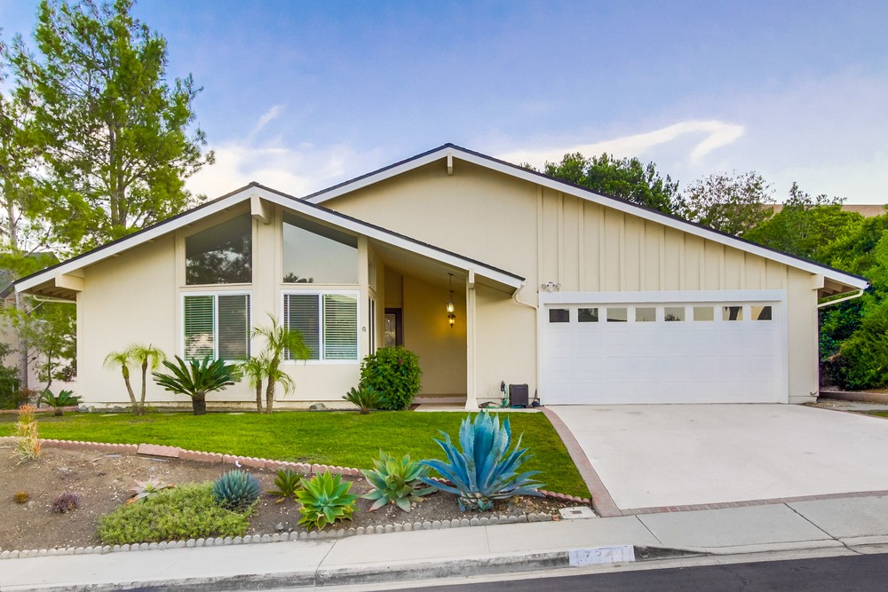Virtual tour photo 41 of 52 for 17341 Libertad Dr