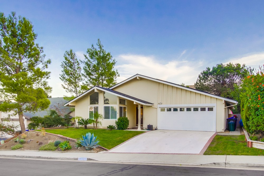 Virtual tour photo 42 of 52 for 17341 Libertad Dr