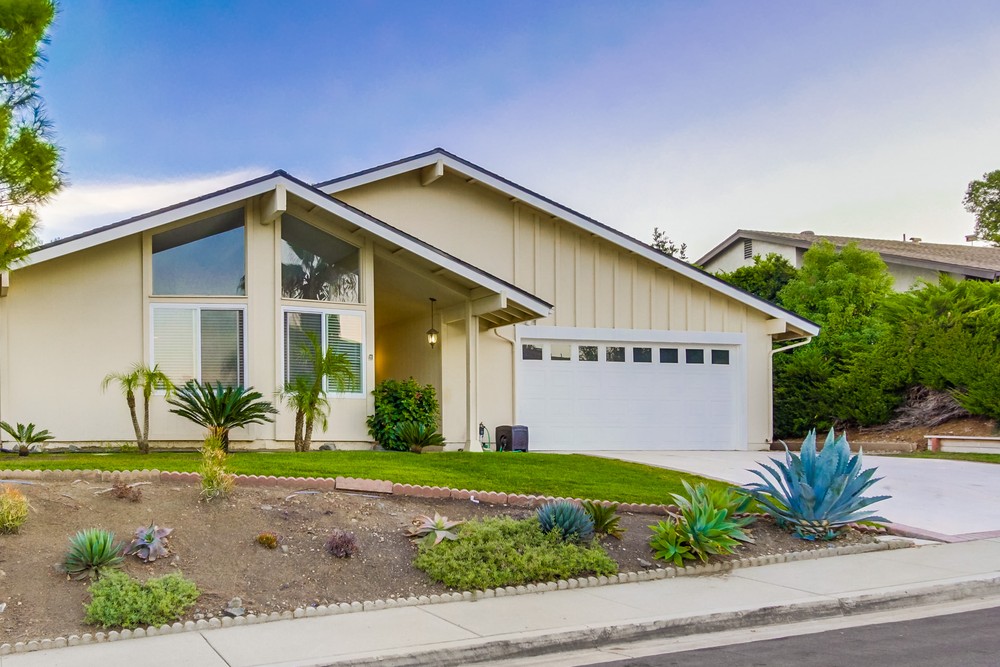 Virtual tour photo 43 of 52 for 17341 Libertad Dr