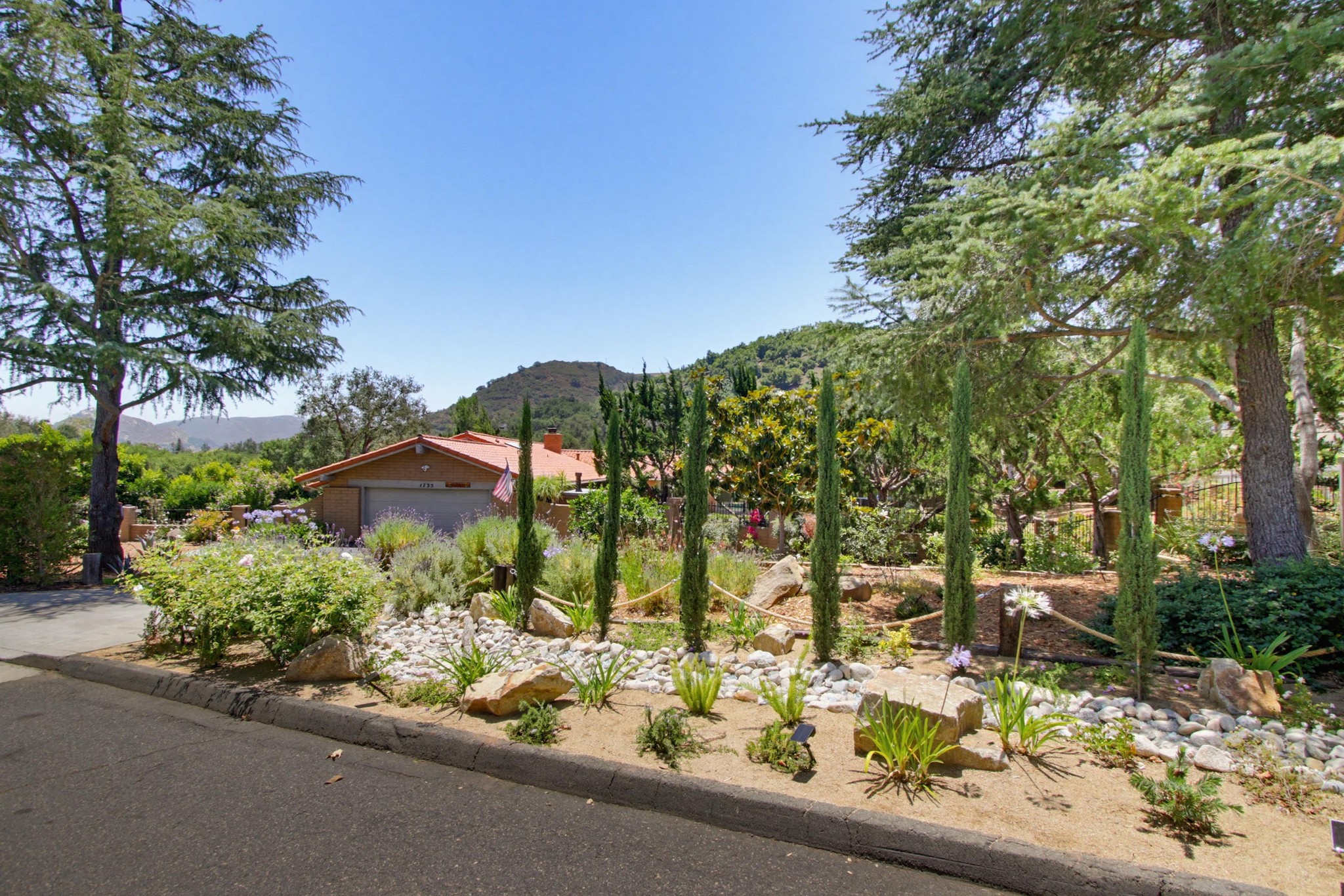 Virtual tour photo 3 of 119 for 1735 Tecalote Dr