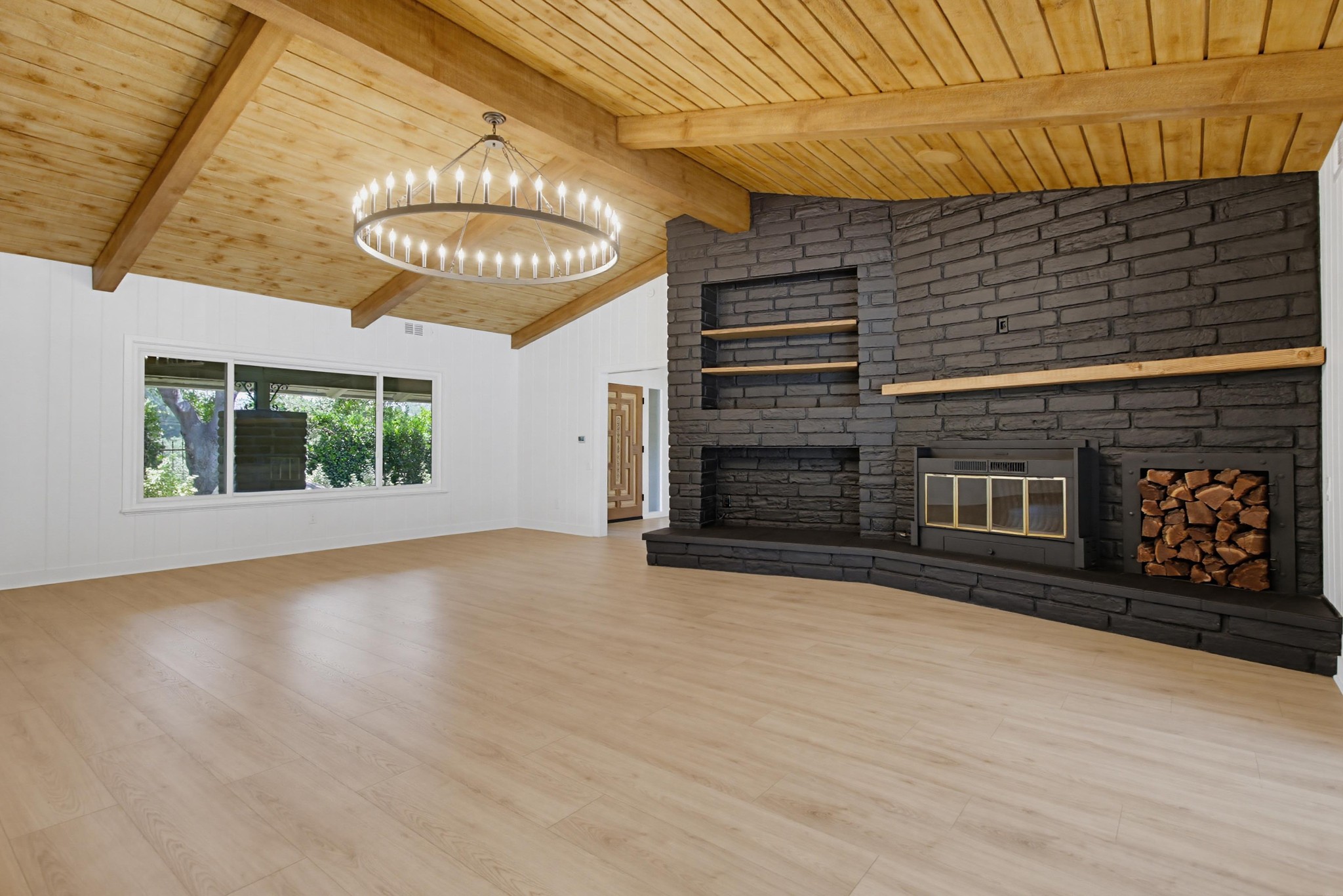 Virtual tour photo 19 of 119 for 1735 Tecalote Dr
