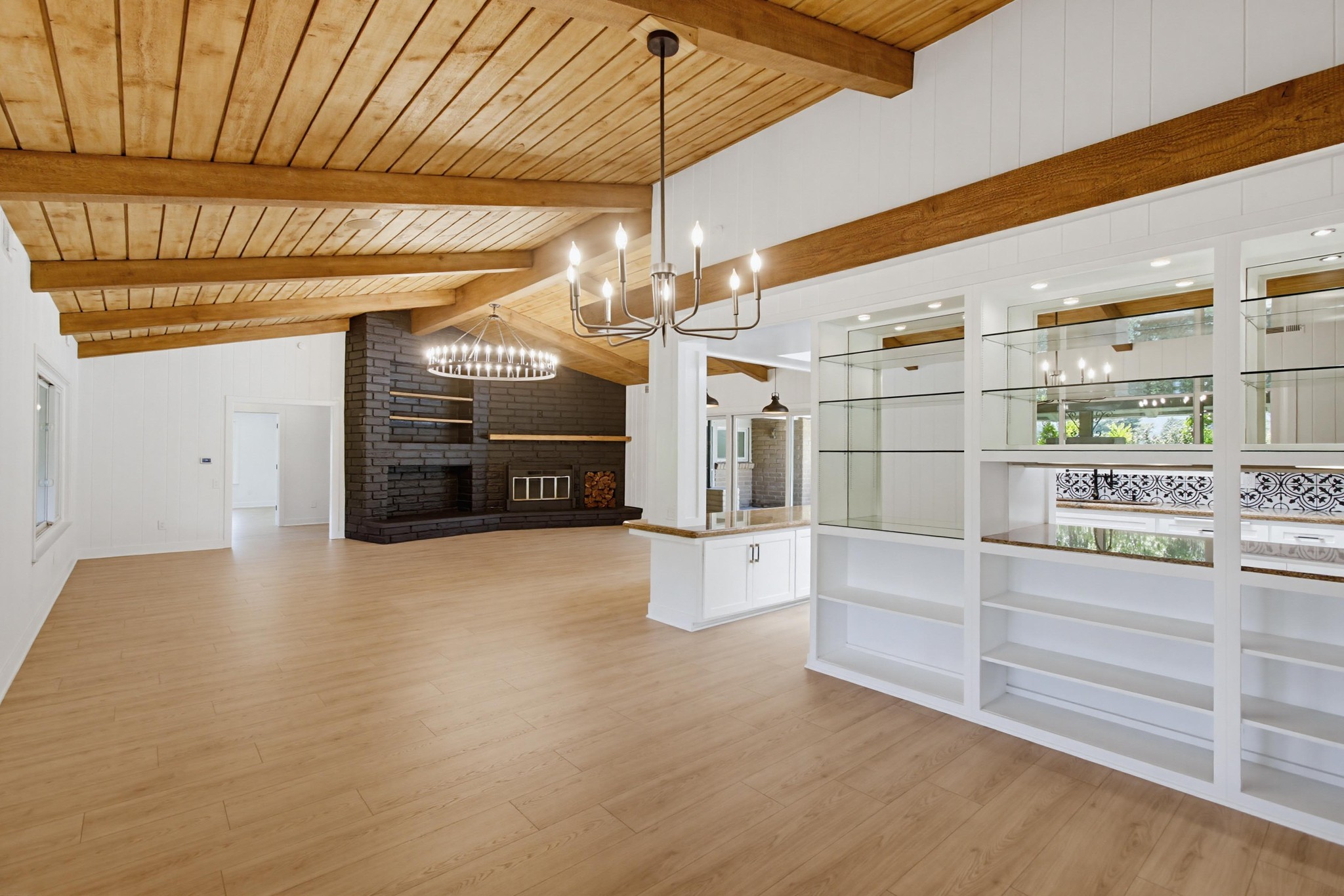 Virtual tour photo 23 of 119 for 1735 Tecalote Dr