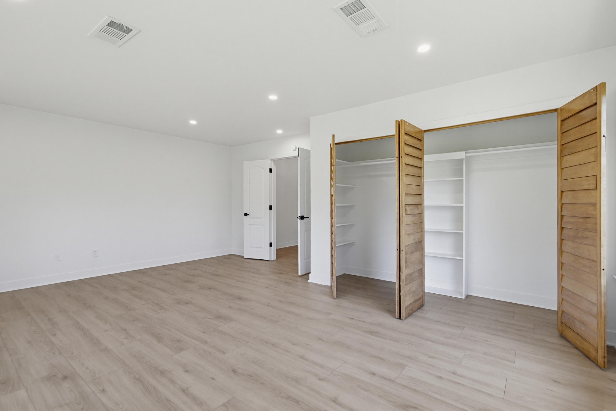 Virtual tour photo 36 of 119 for 1735 Tecalote Dr