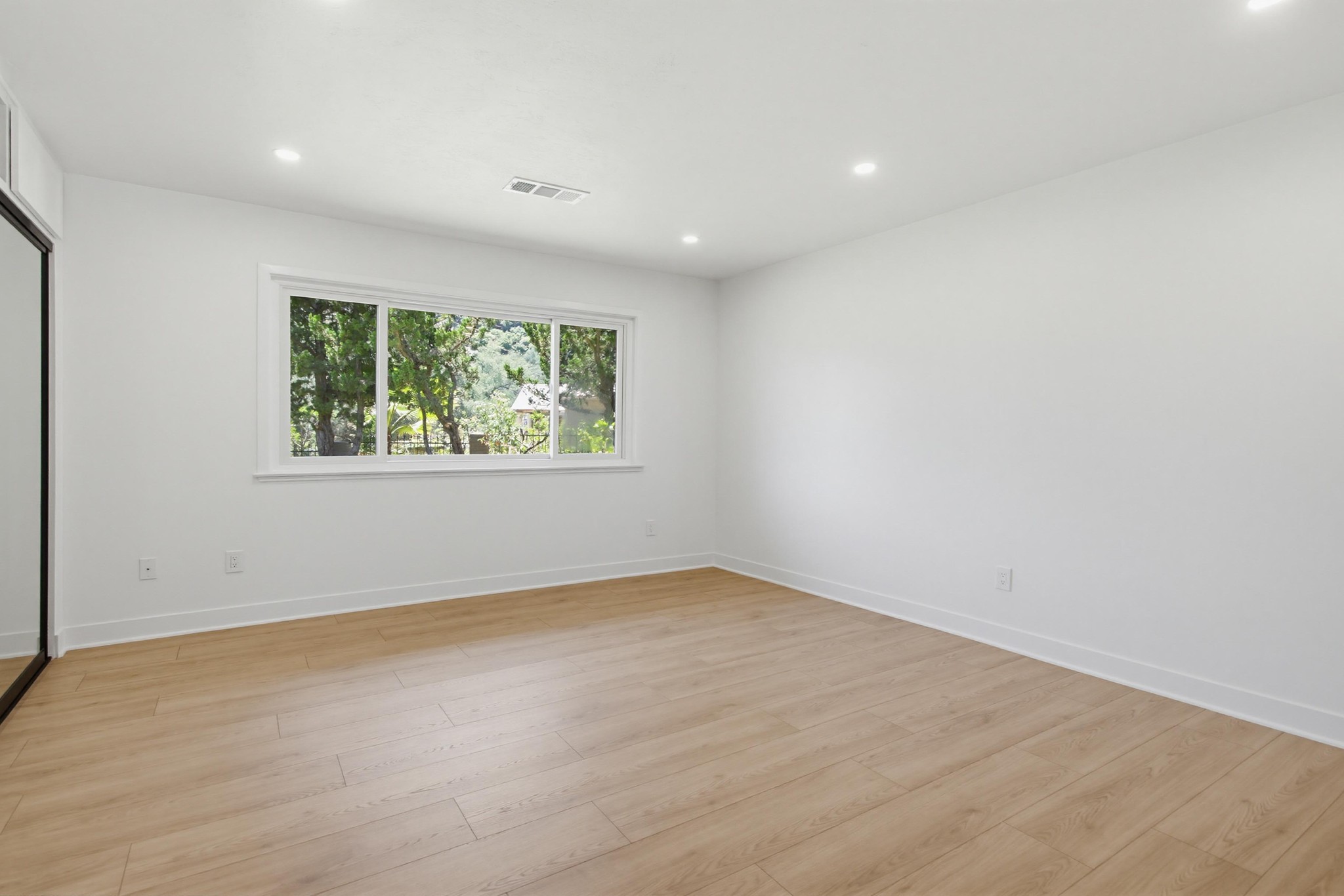 Virtual tour photo 45 of 119 for 1735 Tecalote Dr