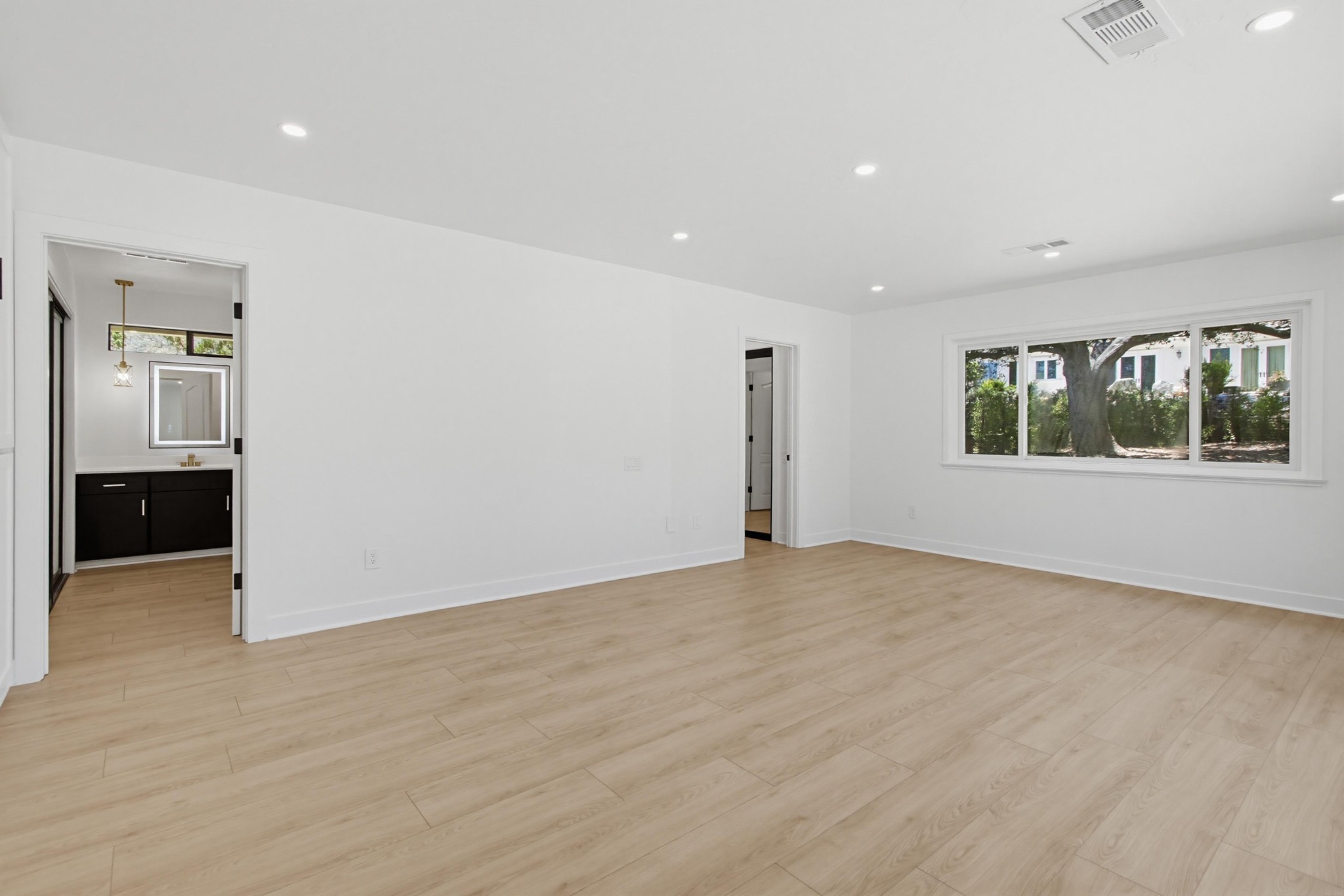 Virtual tour photo 51 of 119 for 1735 Tecalote Dr