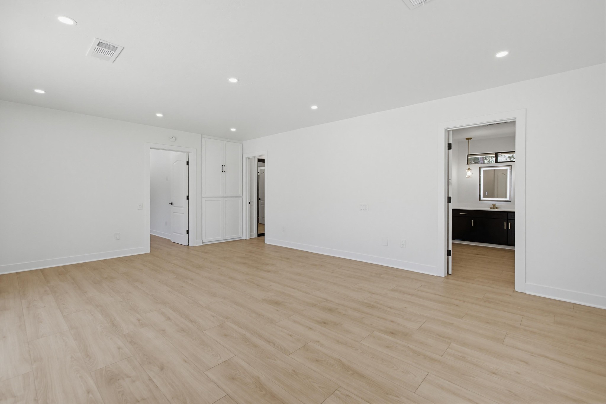 Virtual tour photo 52 of 119 for 1735 Tecalote Dr