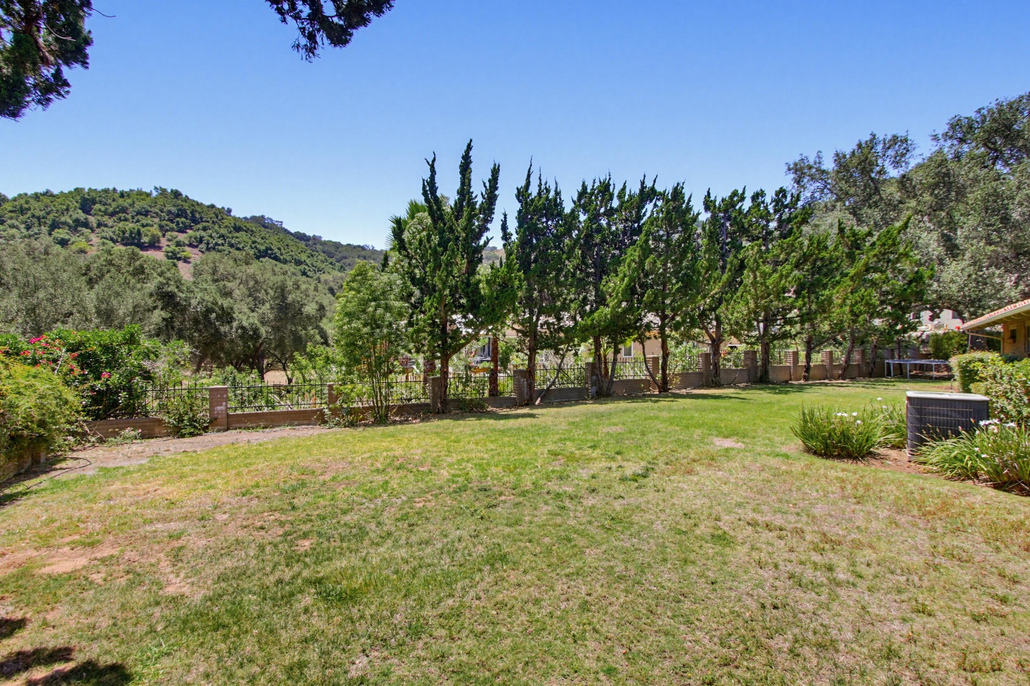 Virtual tour photo 68 of 119 for 1735 Tecalote Dr