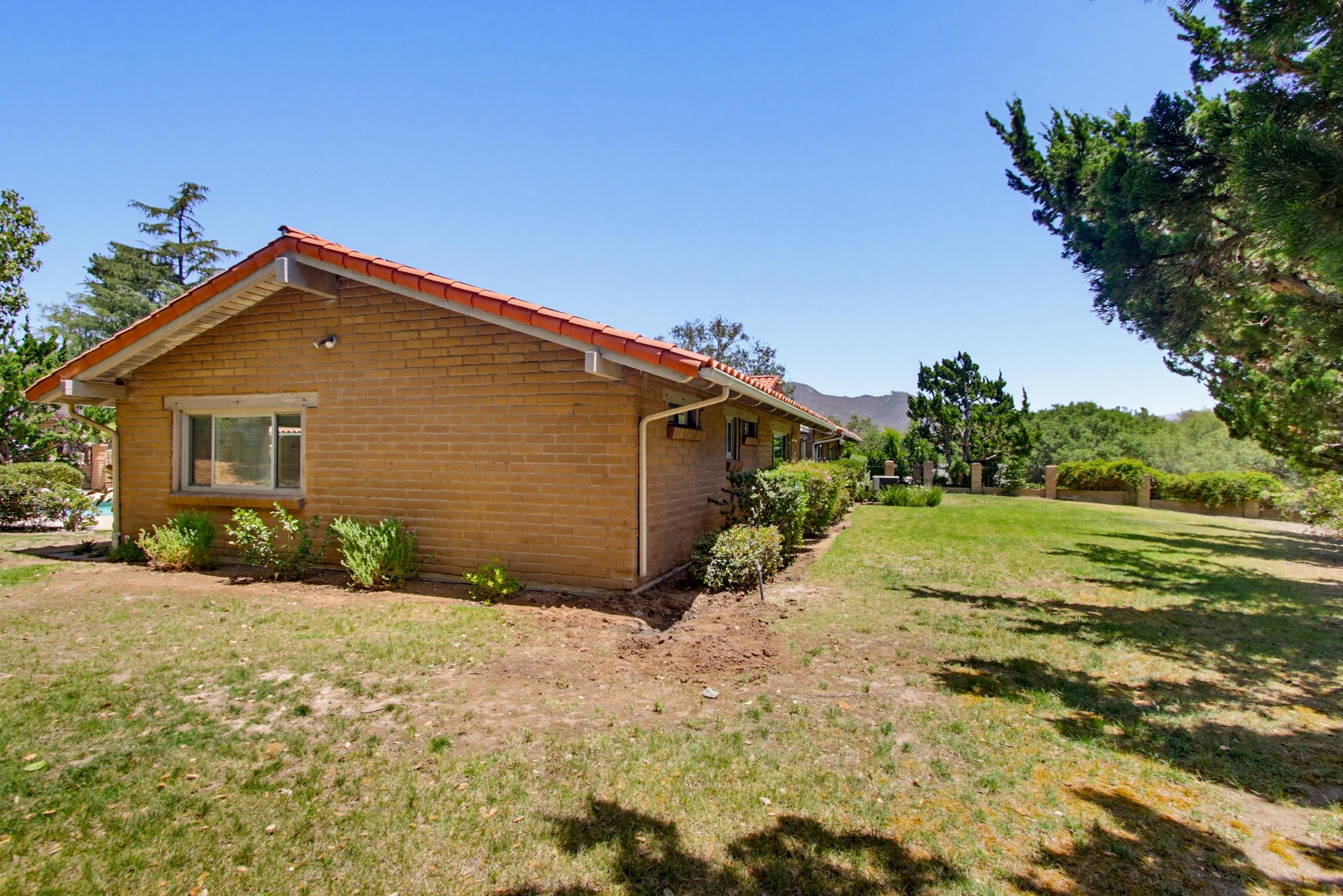 Virtual tour photo 72 of 119 for 1735 Tecalote Dr
