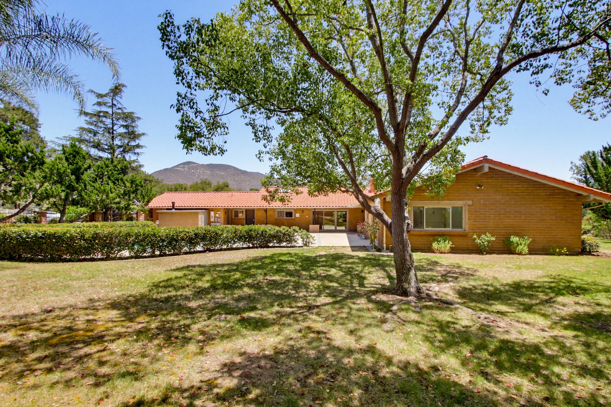 Virtual tour photo 75 of 119 for 1735 Tecalote Dr
