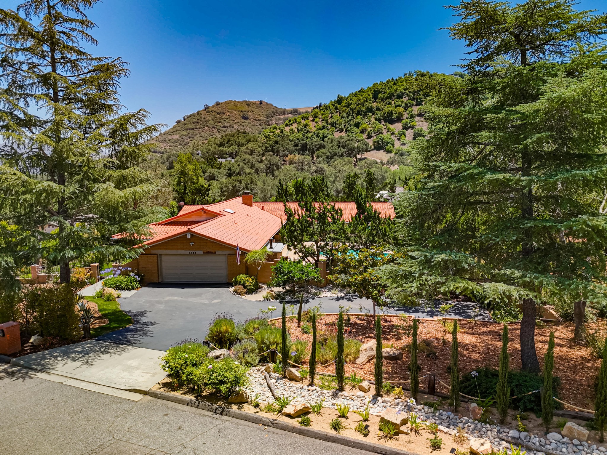 Virtual tour photo 90 of 119 for 1735 Tecalote Dr
