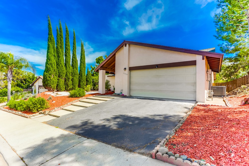 Virtual tour photo 6 of 62 for 17359 Libertad Dr