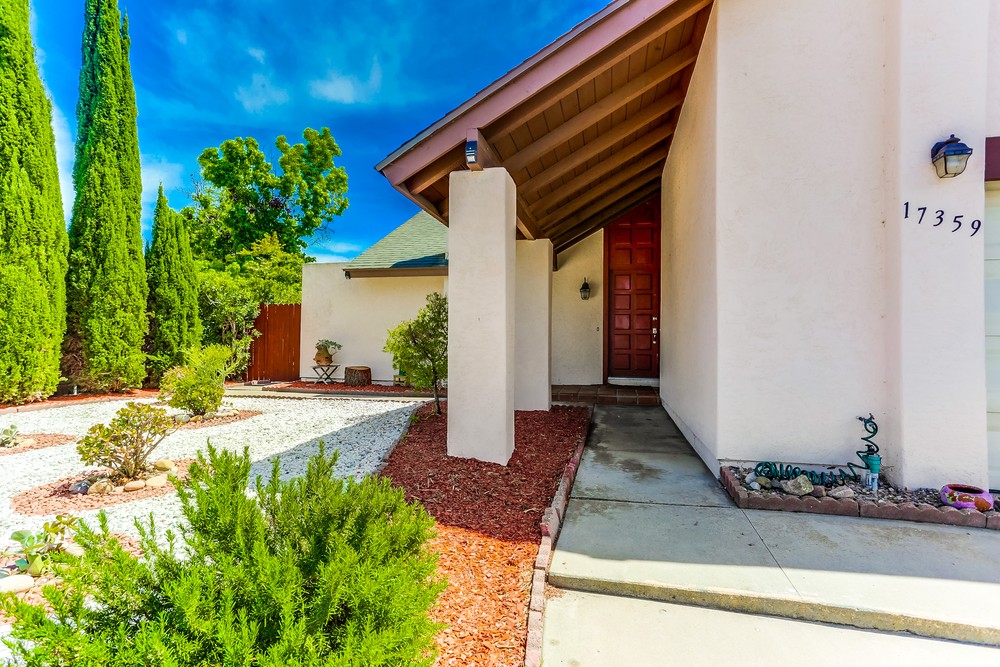 Virtual tour photo 7 of 62 for 17359 Libertad Dr