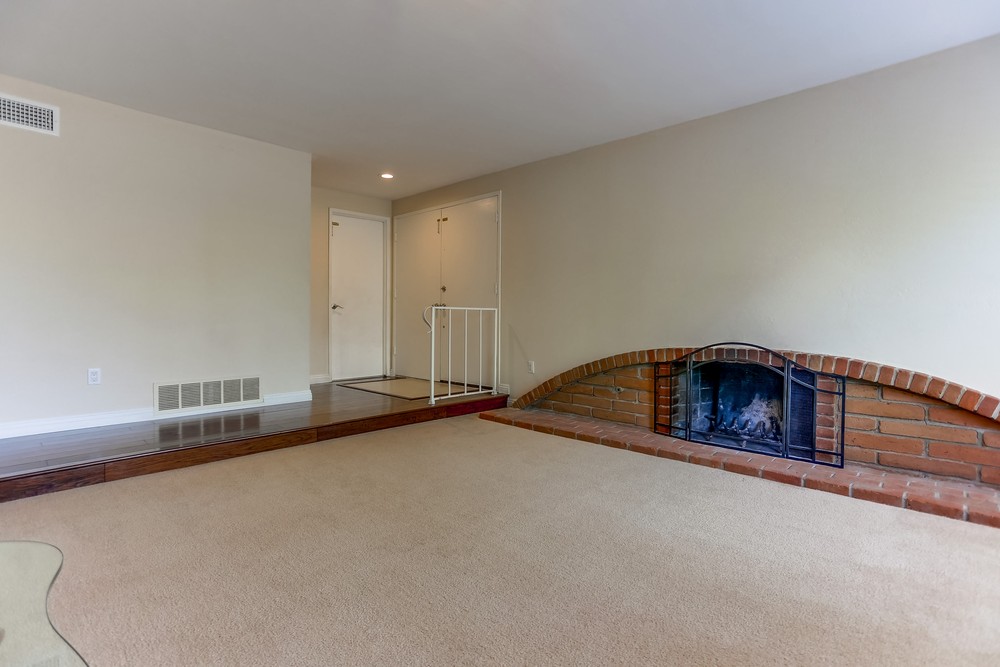 Virtual tour photo 13 of 62 for 17359 Libertad Dr