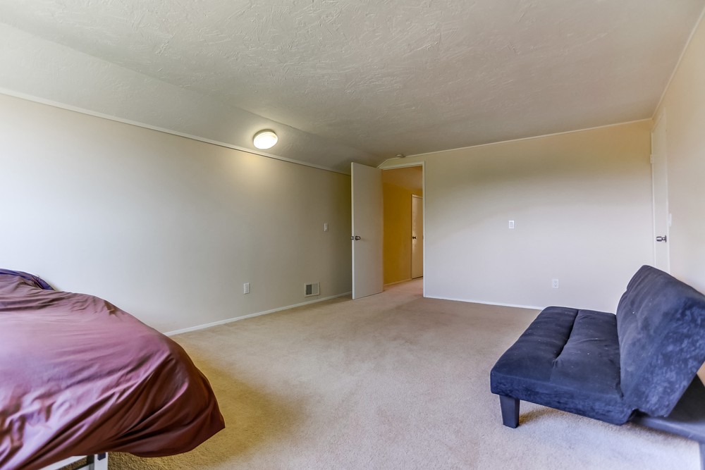 Virtual tour photo 35 of 62 for 17359 Libertad Dr