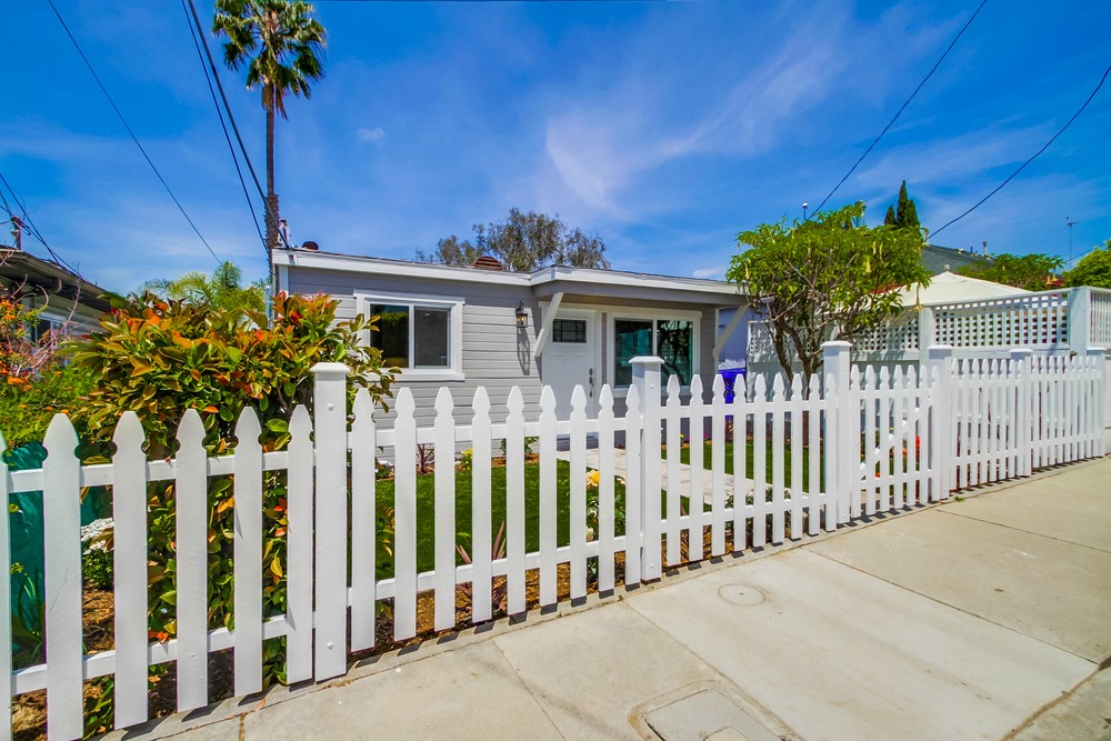 Virtual tour photo 4 of 50 for 1736 Pentuckett Ave