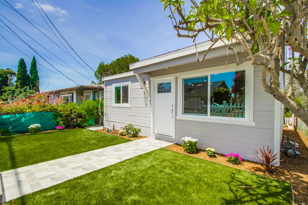 Virtual tour photo 5 of 50 for 1736 Pentuckett Ave