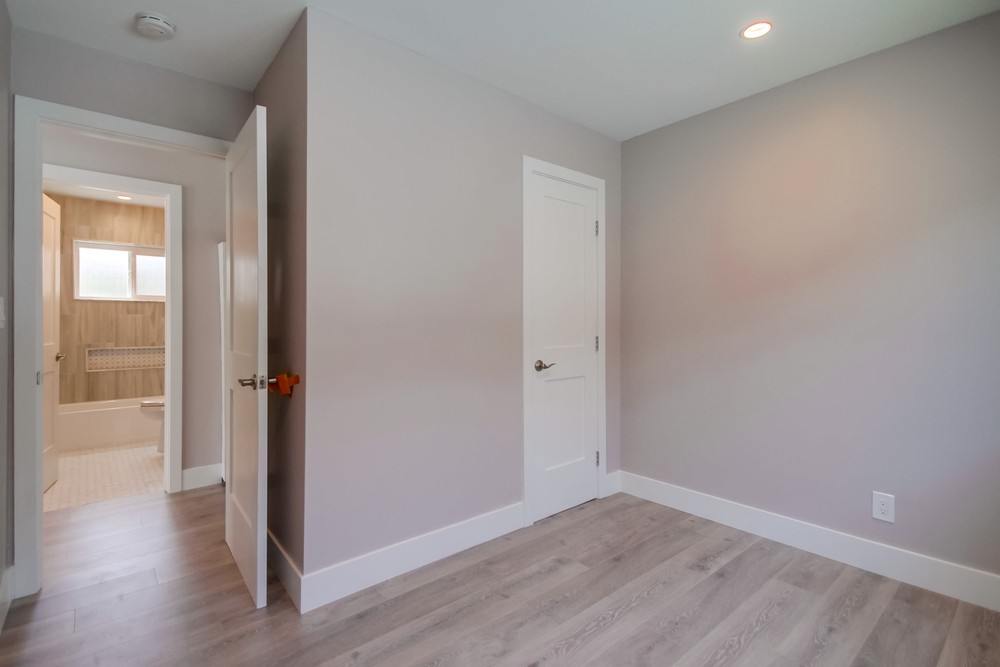 Virtual tour photo 31 of 50 for 1736 Pentuckett Ave