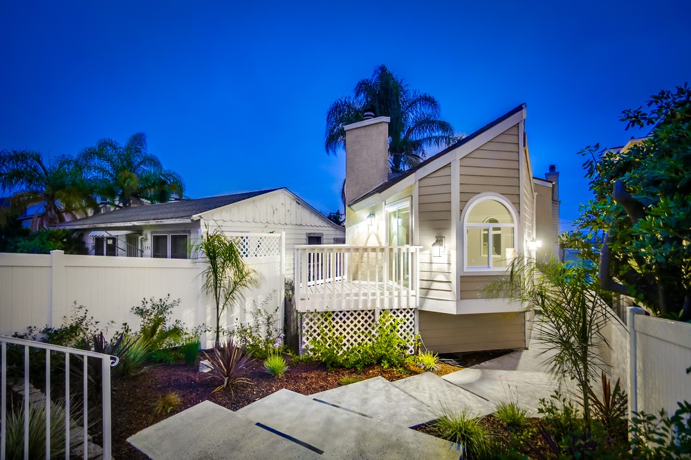 Virtual tour photo 9 of 53 for 1737 Beryl Street