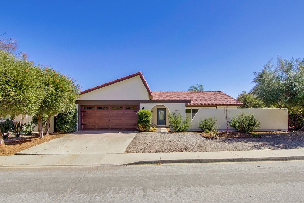 Virtual tour photo 1 of 51 for 17371 Regalo Ln