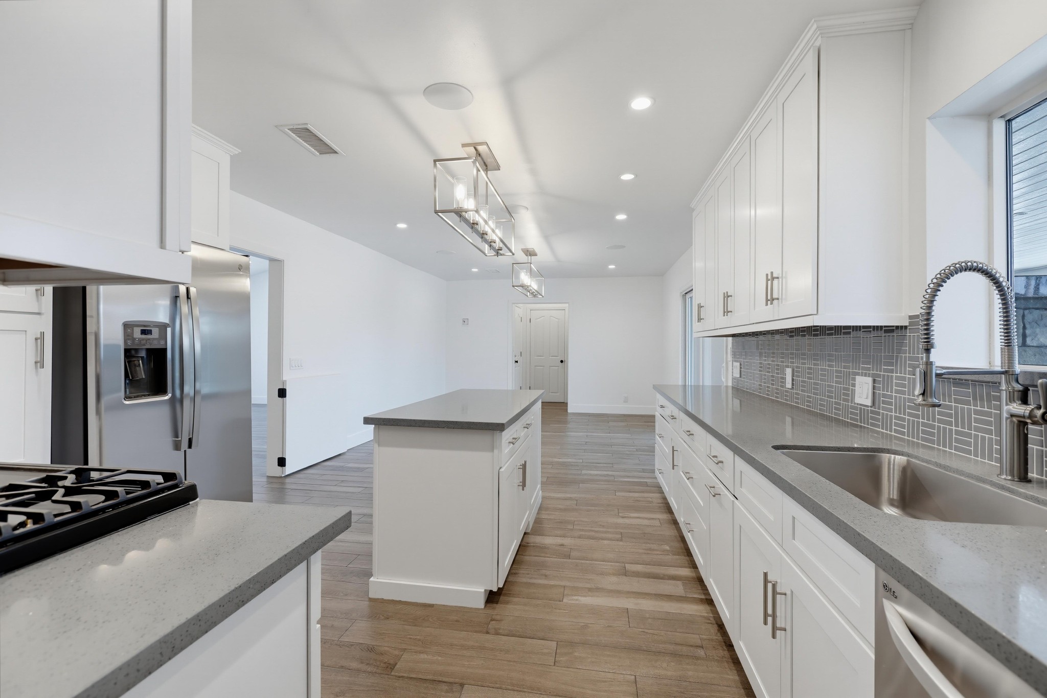 Virtual tour photo 22 of 95 for 17372 Rainier Dr