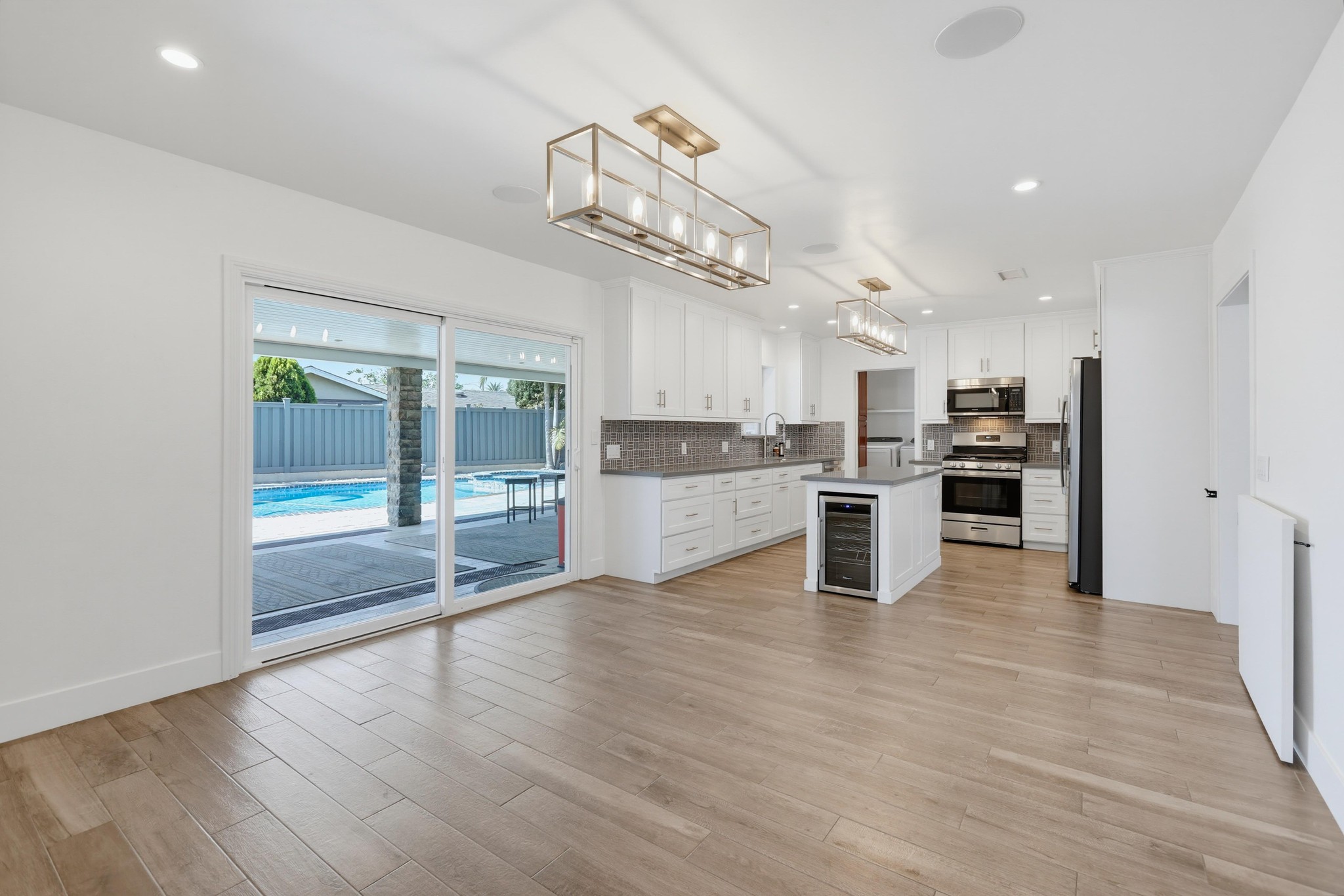Virtual tour photo 27 of 95 for 17372 Rainier Dr