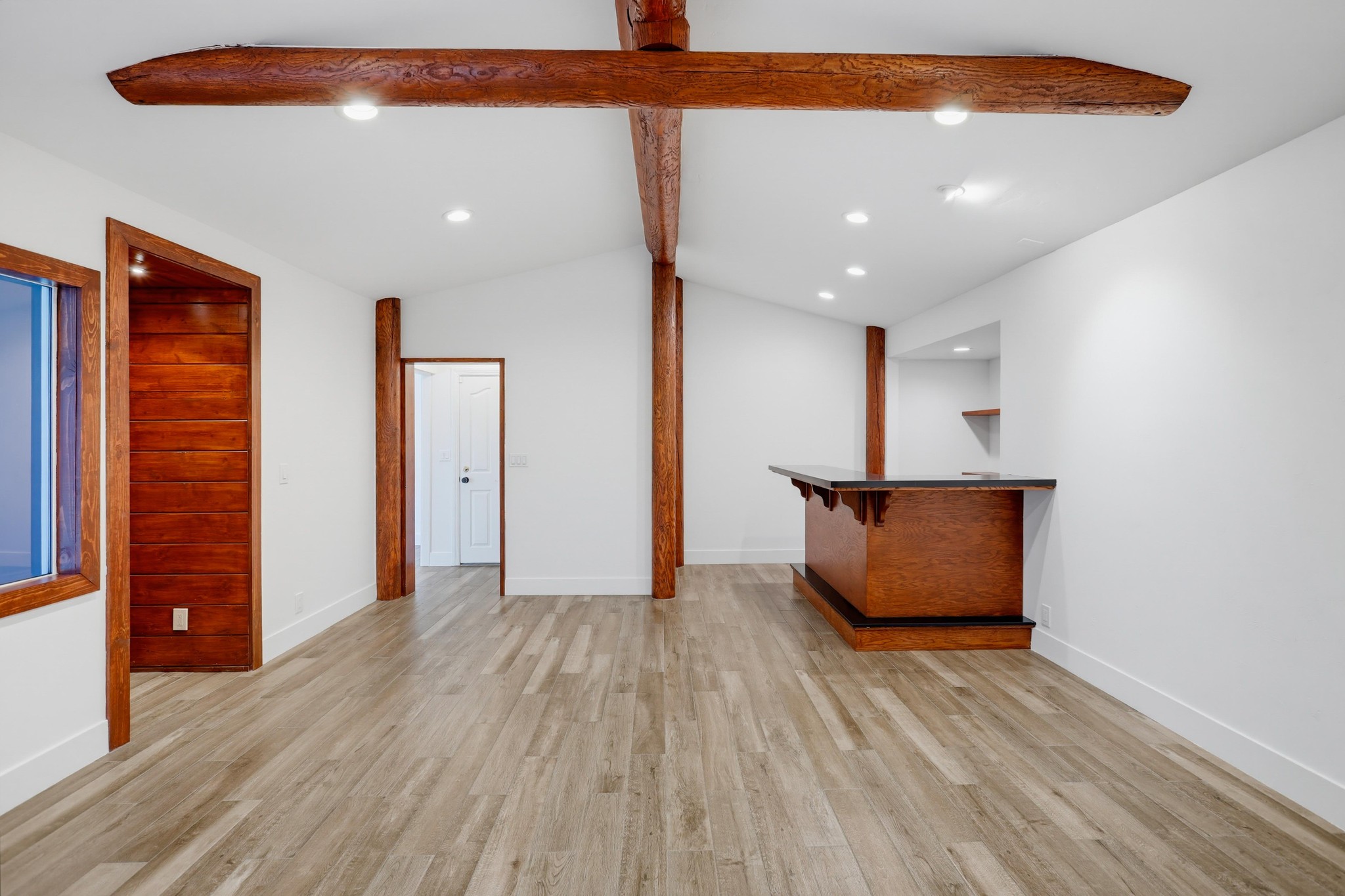 Virtual tour photo 34 of 95 for 17372 Rainier Dr