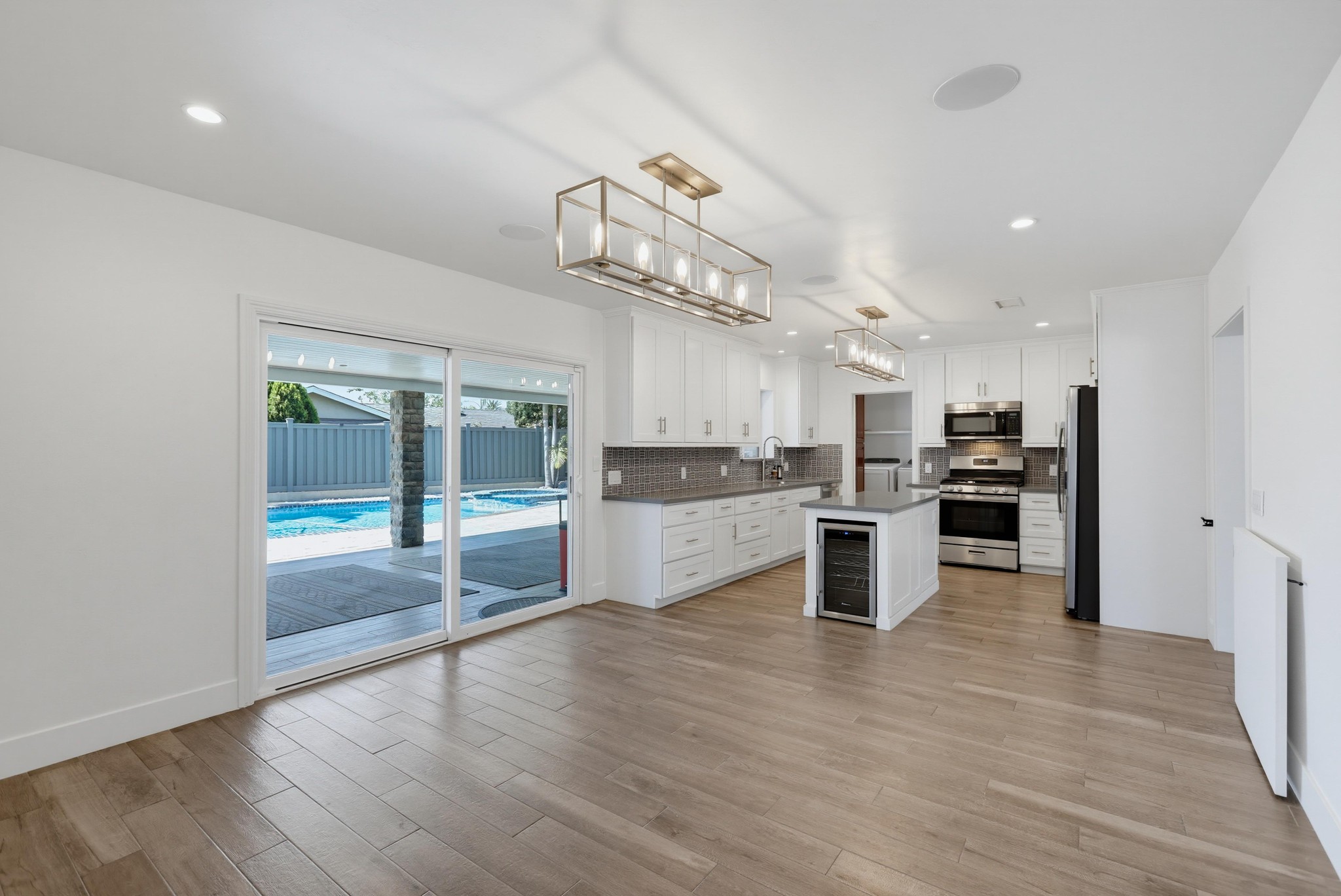 Virtual tour photo 39 of 95 for 17372 Rainier Dr