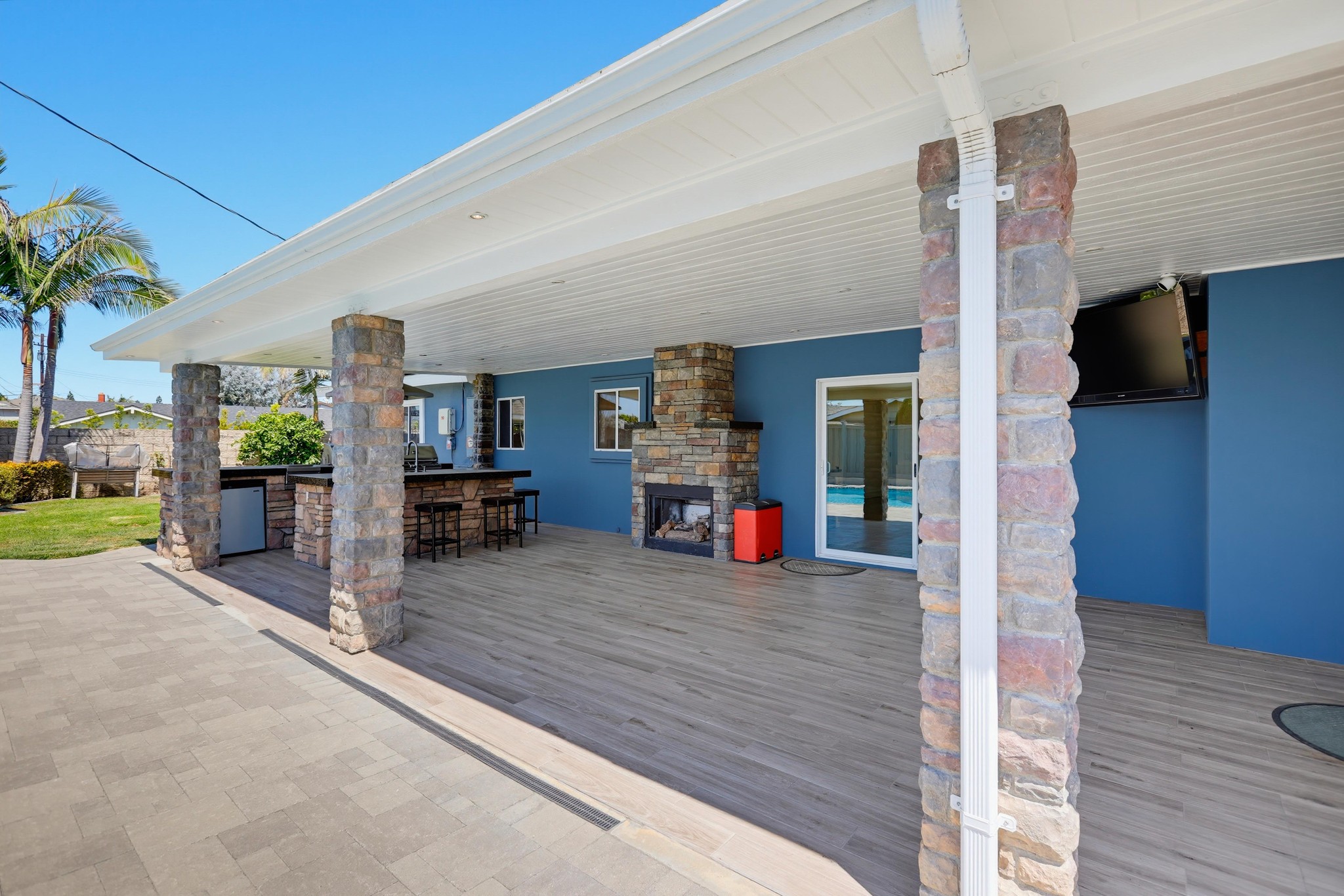 Virtual tour photo 72 of 95 for 17372 Rainier Dr