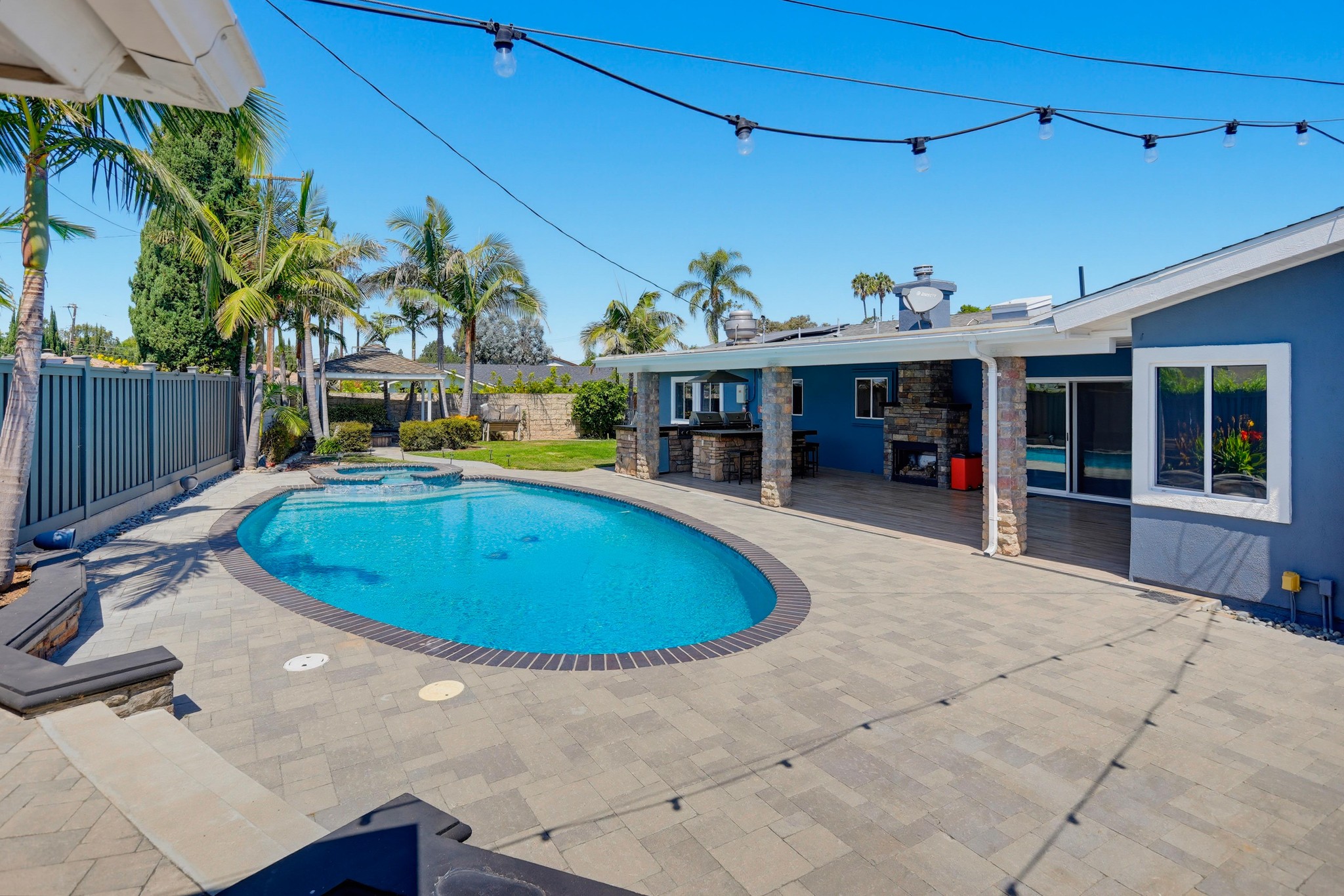 Virtual tour photo 86 of 95 for 17372 Rainier Dr