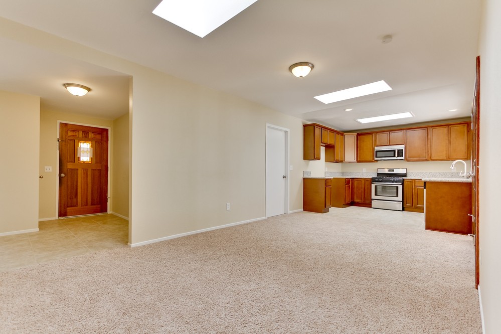 Virtual tour photo 10 of 40 for 1738 Goodwin Dr