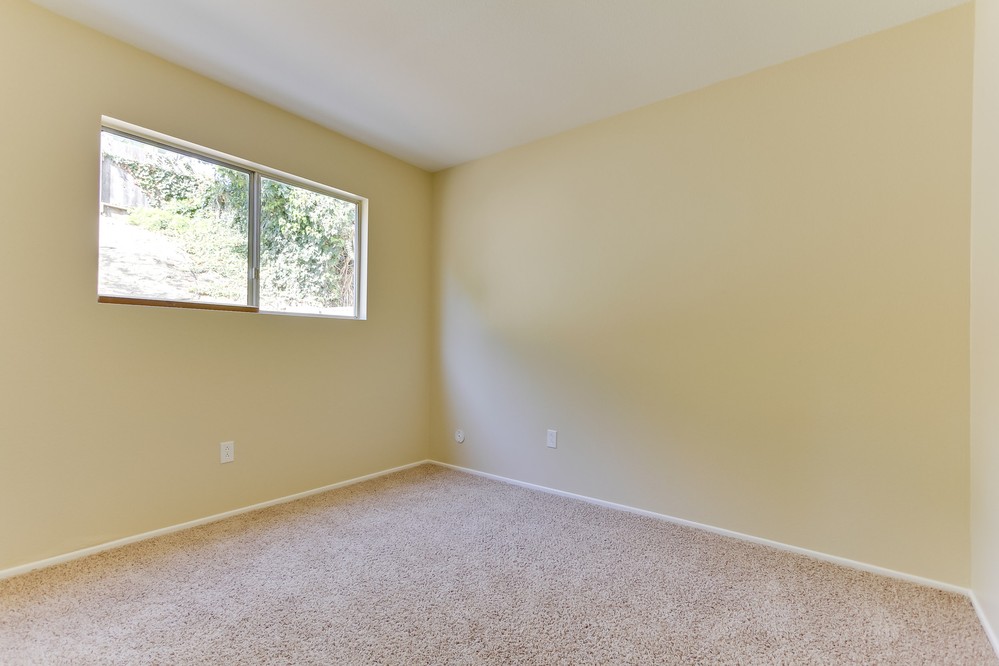 Virtual tour photo 31 of 40 for 1738 Goodwin Dr