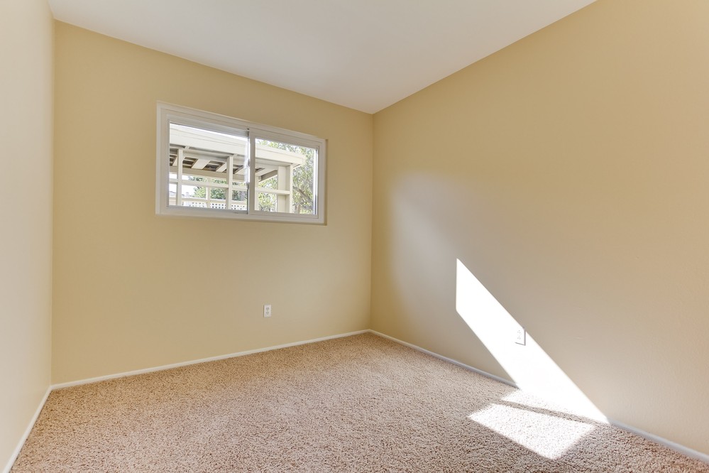 Virtual tour photo 33 of 40 for 1738 Goodwin Dr