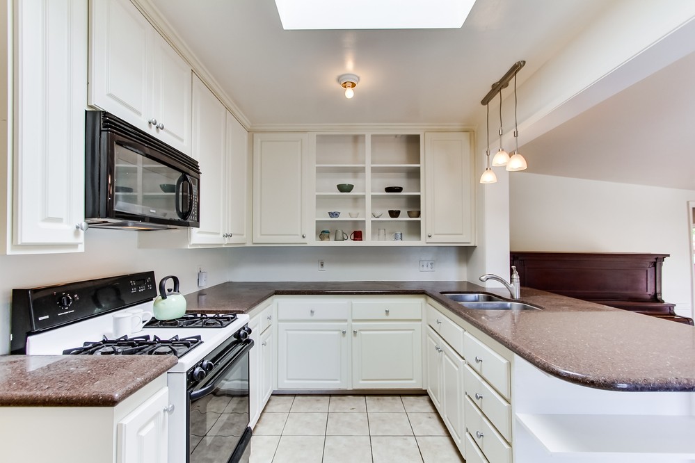 Virtual tour photo 10 of 23 for 1739 Duval Street