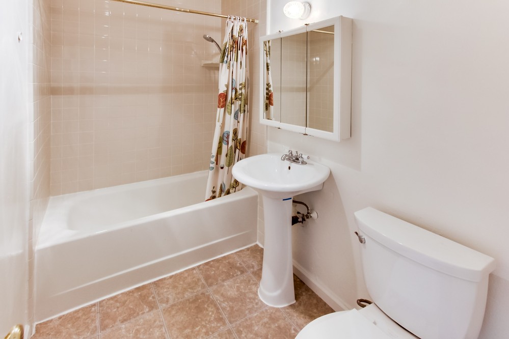 Virtual tour photo 17 of 23 for 1739 Duval Street