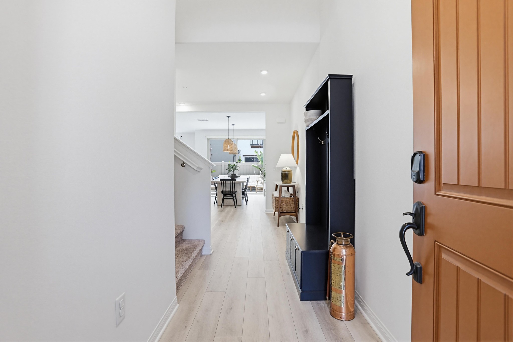 Virtual tour photo 5 of 43 for 1739 Vallye Oak Wy