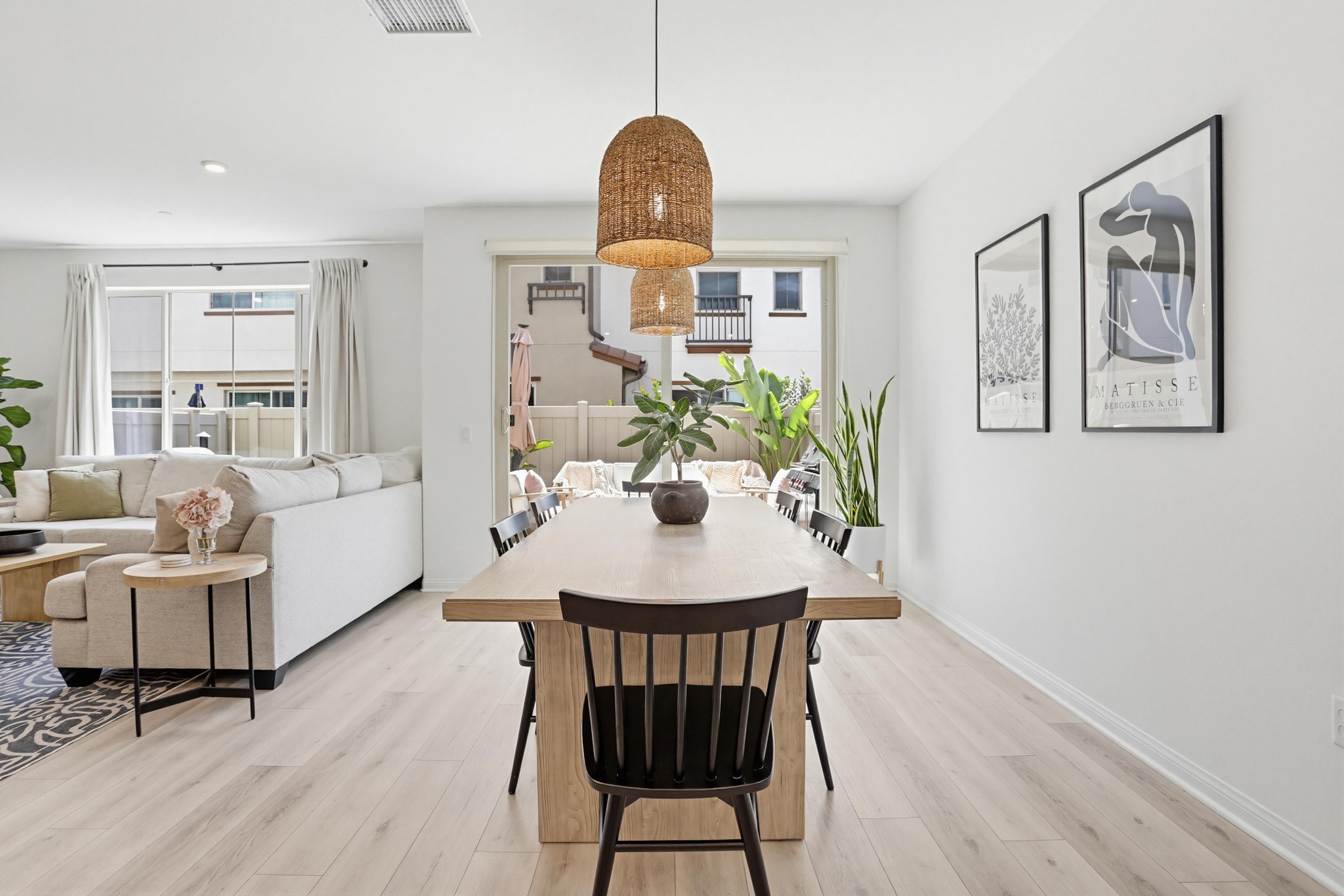 Virtual tour photo 13 of 43 for 1739 Vallye Oak Wy