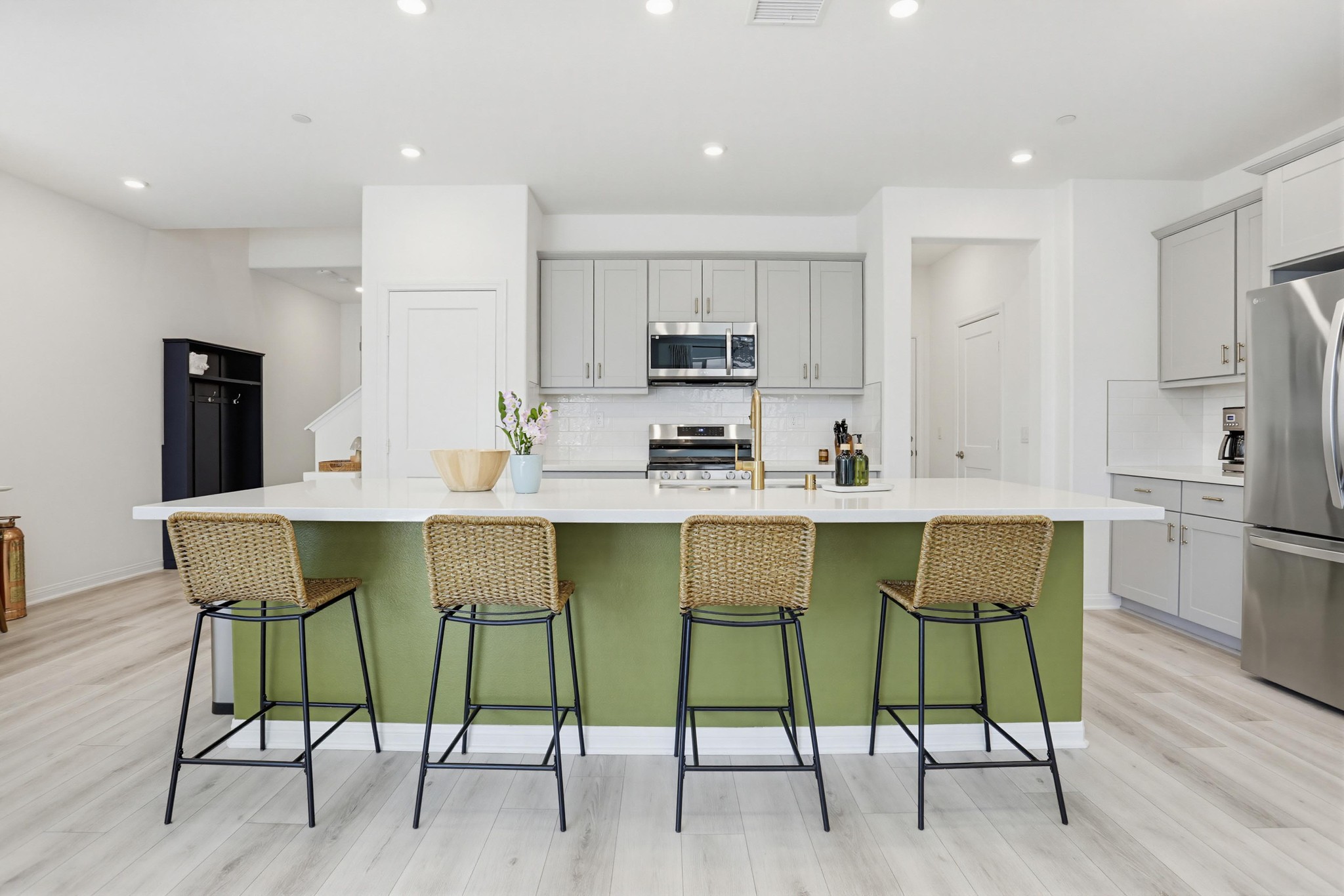 Virtual tour photo 15 of 43 for 1739 Vallye Oak Wy