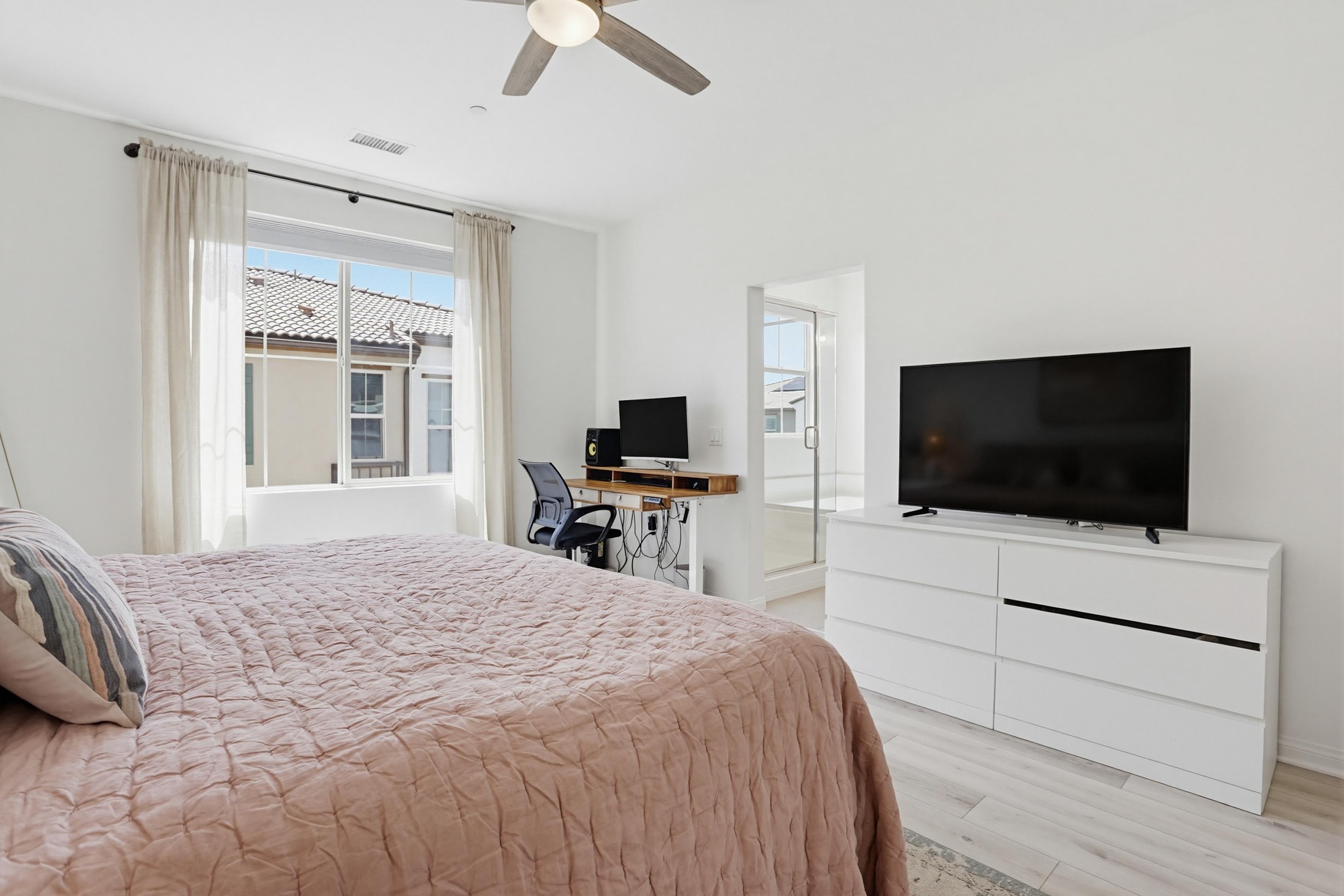 Virtual tour photo 26 of 43 for 1739 Vallye Oak Wy